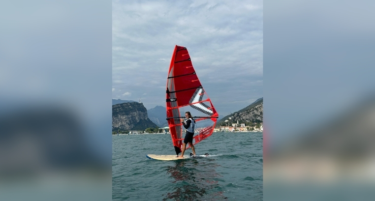 Tavola-da-surf-in-EPS